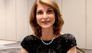 Pamela Elaine Tebow